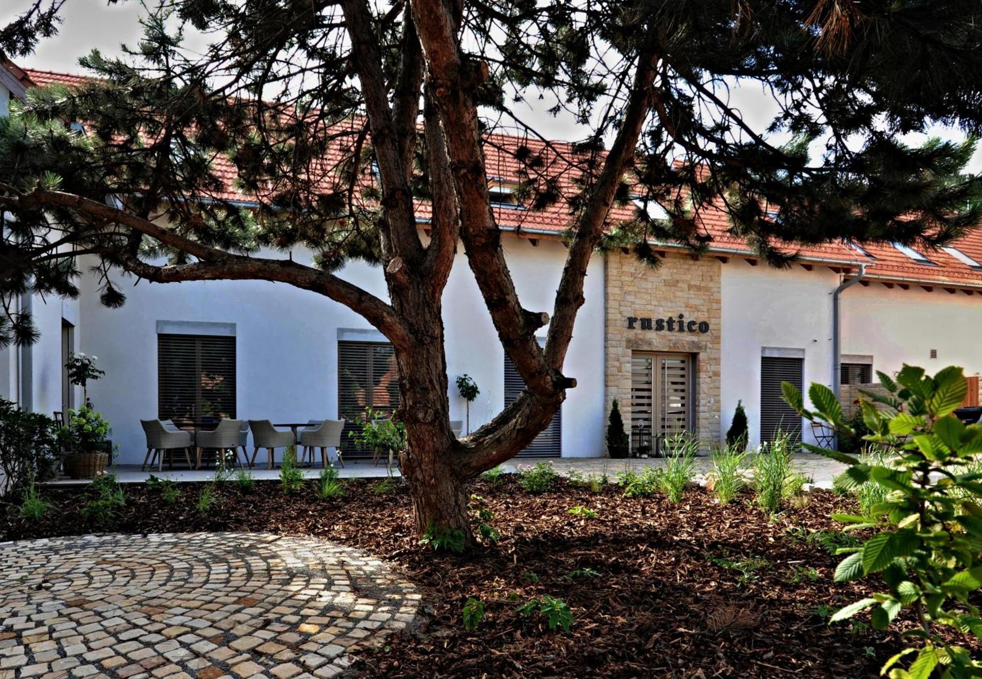 Penzion Rustico S.R.O. Bučovice エクステリア 写真